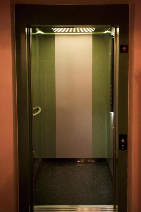 Hotel Maly Mlyn Stargard Szczeciński エクステリア 写真