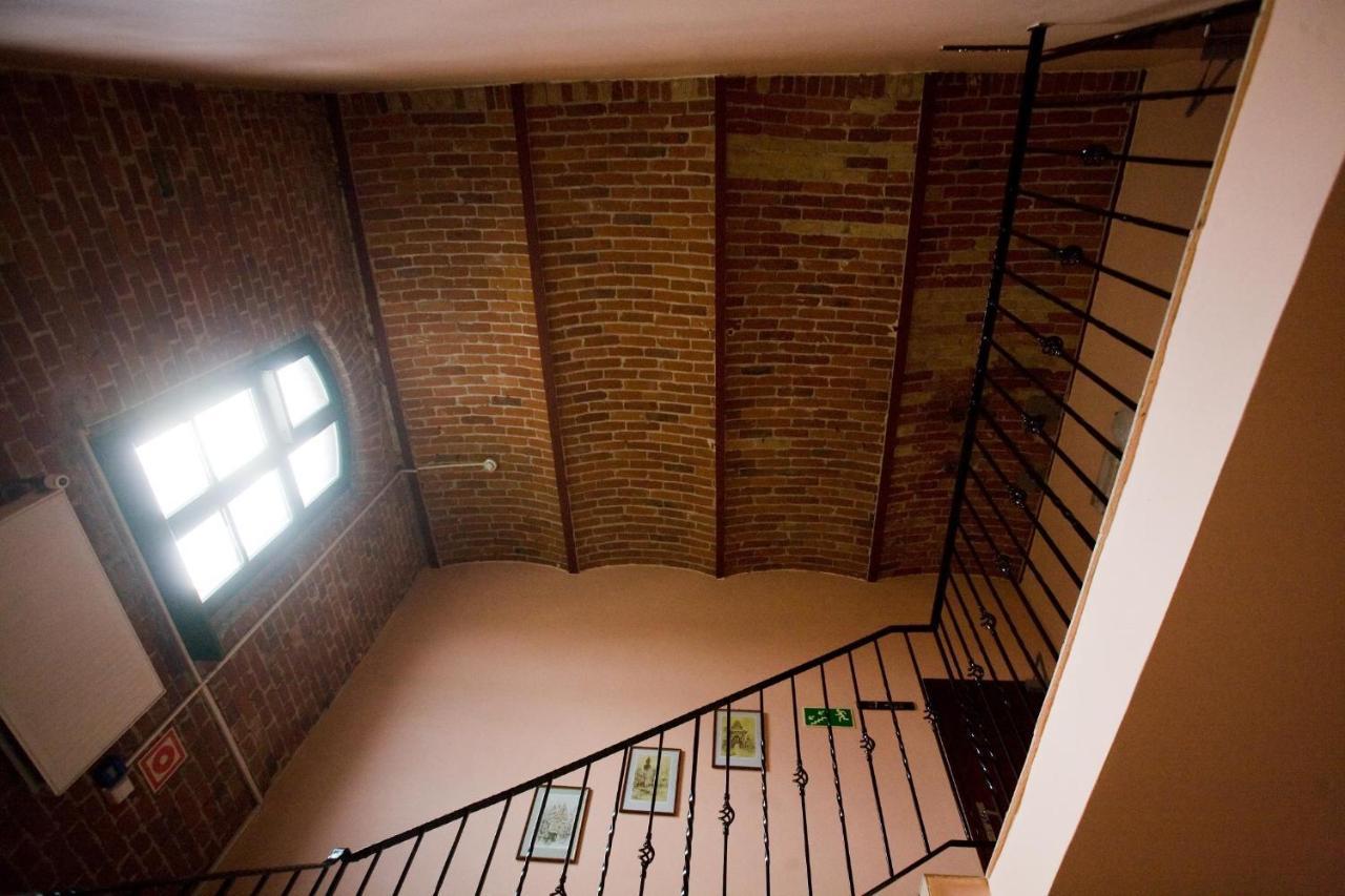 Hotel Maly Mlyn Stargard Szczeciński エクステリア 写真