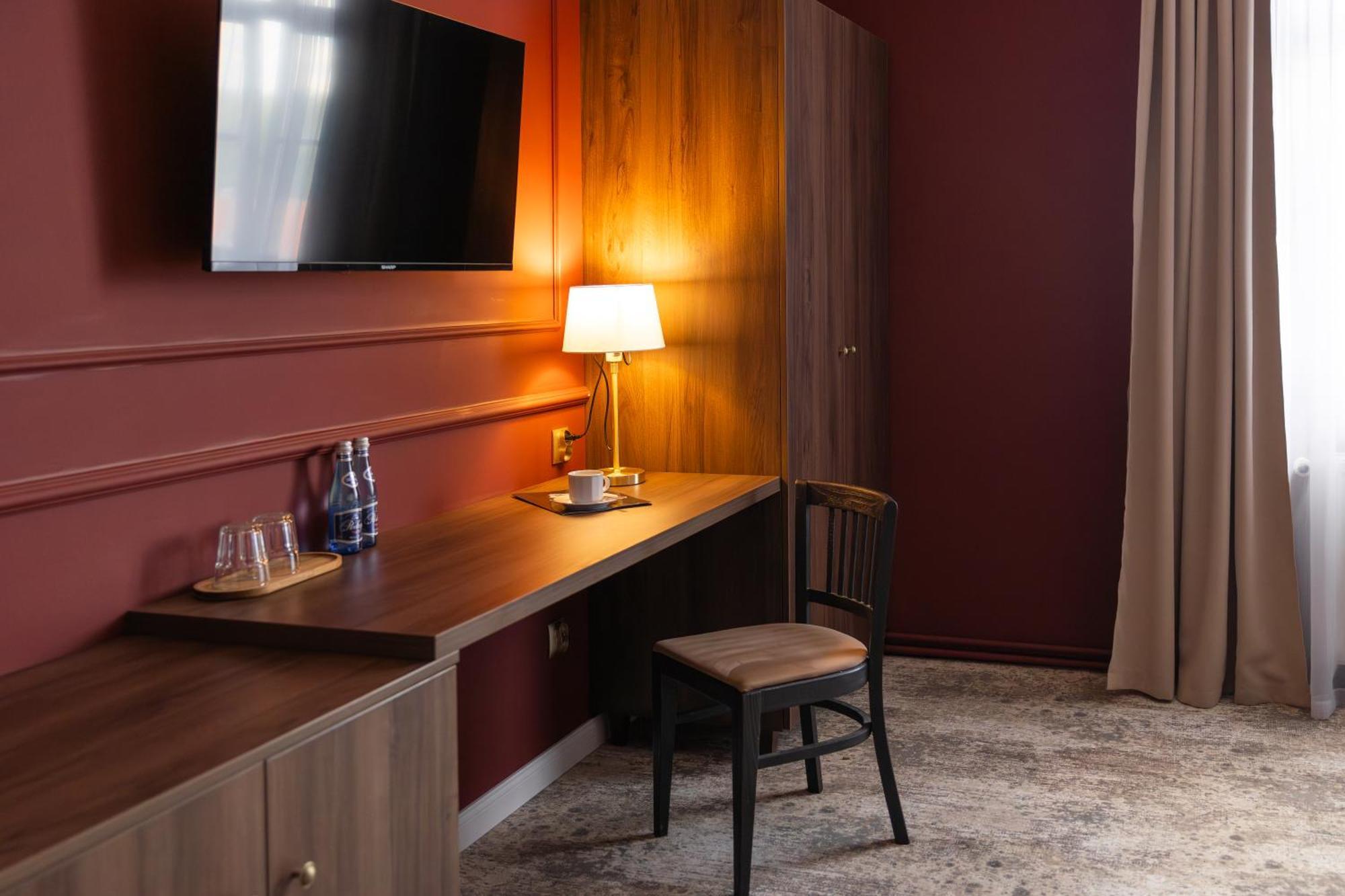 Hotel Maly Mlyn Stargard Szczeciński エクステリア 写真