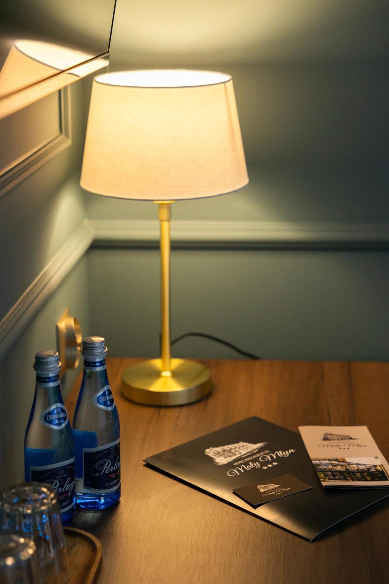 Hotel Maly Mlyn Stargard Szczeciński エクステリア 写真